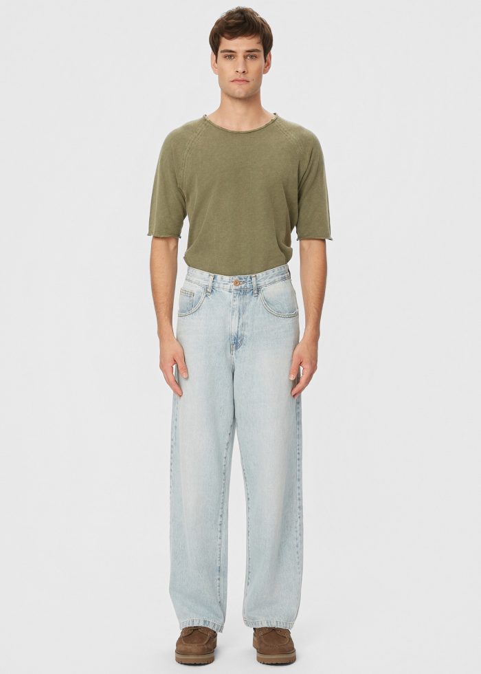 015B95BEEAAC0CF3022A181F3C73B360320E45F2