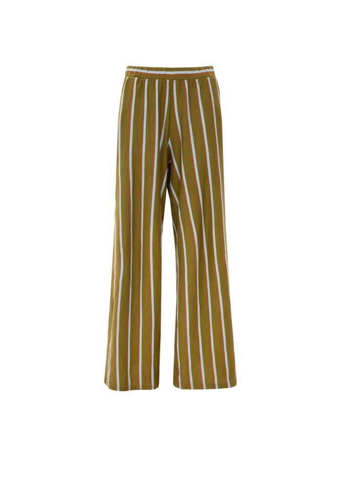 FB639274A51C51576E1F3A69A0049D7DB5A8D5DC