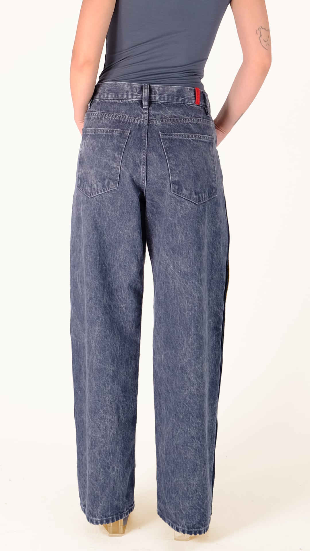 BDD8EC1F49E63E165051438F1EF3ECB5CC188E2D