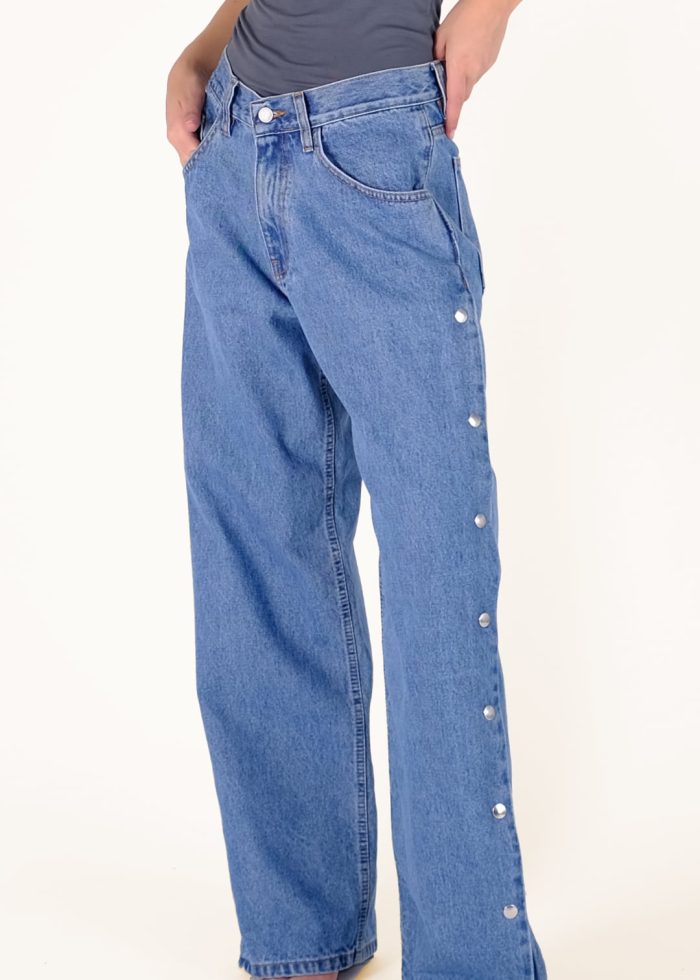 EB7EED41AED7850988393AAEAC588E4B5B317964